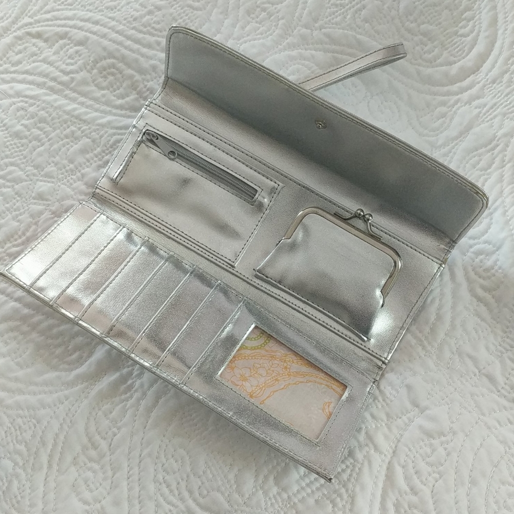 Silver wallet